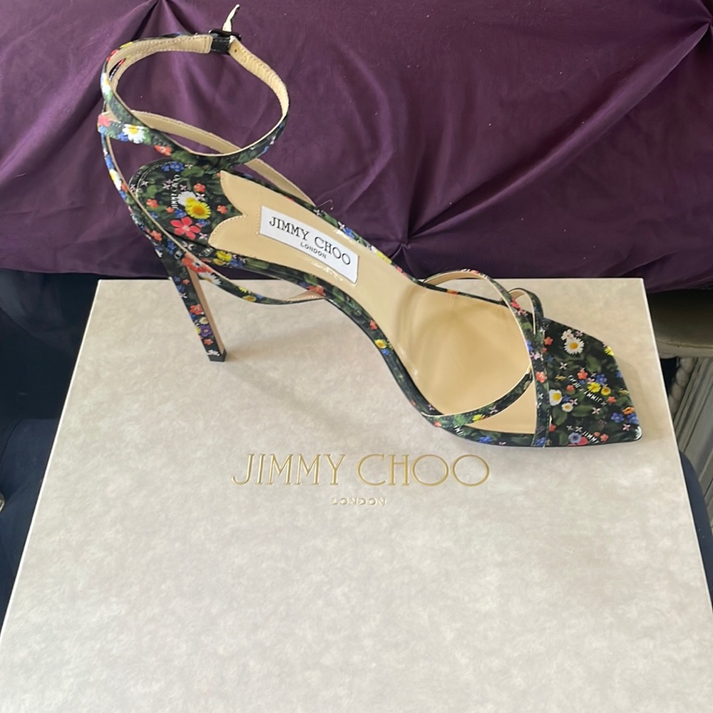 Size 42 Jimmy Choo Metz 100 Sandals. Sold out, perfect spring/summer sandal